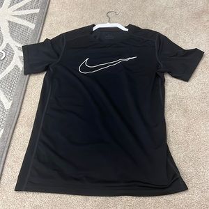 Nike tee